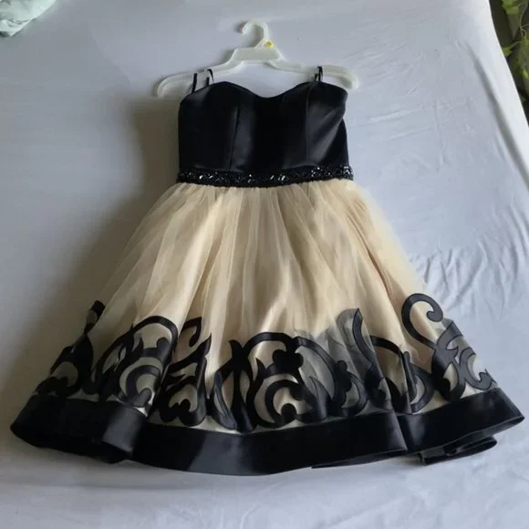 Mon Cheri | Dresses | Promhomecoming Dress | Poshmark